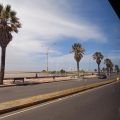vista de la rambla de montevideo desde un colectivo