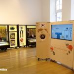 muestra vitrinas de cultura en el centro cultural coreano