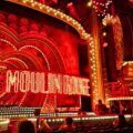 escenario de la obra musical Moulin Rouge en el West End de Londres