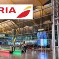 interior del aeropuerto de barajas con el logo de iberia arriba a la izquierda