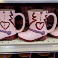 botas texanas de san valentin en el supermercado HEB